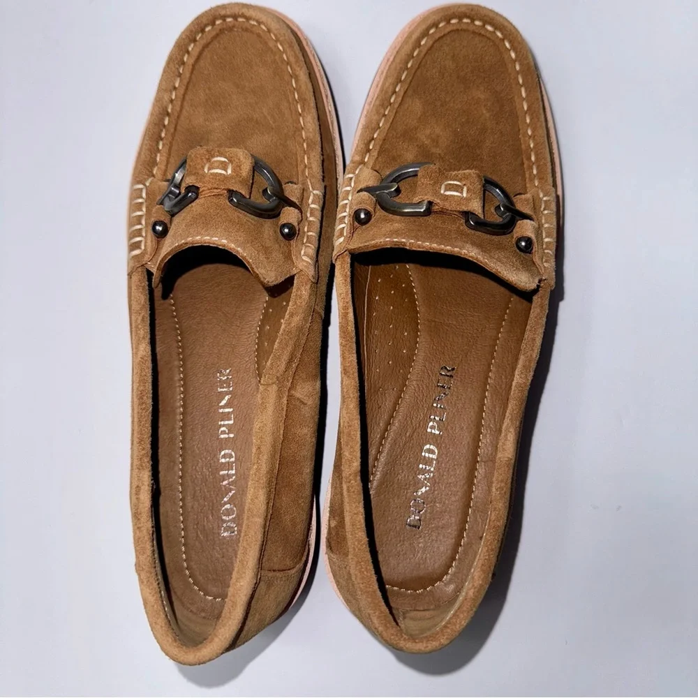 NWOB Donald J. Pliner Helio Suede Bit Buckle Detail Lug Sole Platform Loafers - Picture 5 of 9